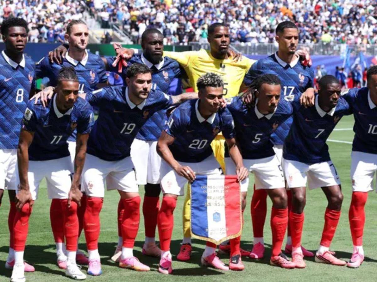 Duro golpe a Francia: murió su madre y se va de la concentración del Mundial 2026
