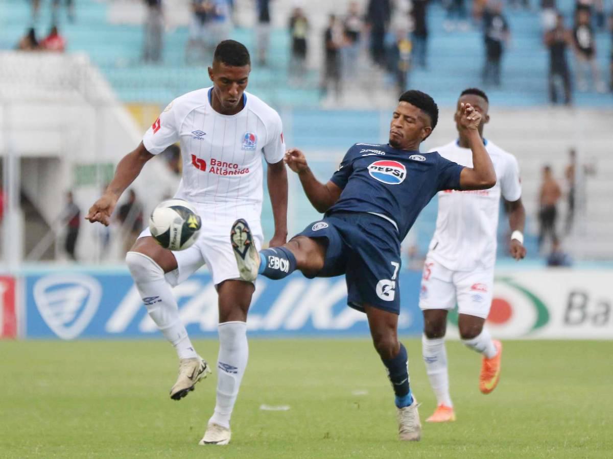 Droopy Gómez sentenció el súper clásico en favor de Motagua y Olimpia se mete en problemas por el boleto a semis