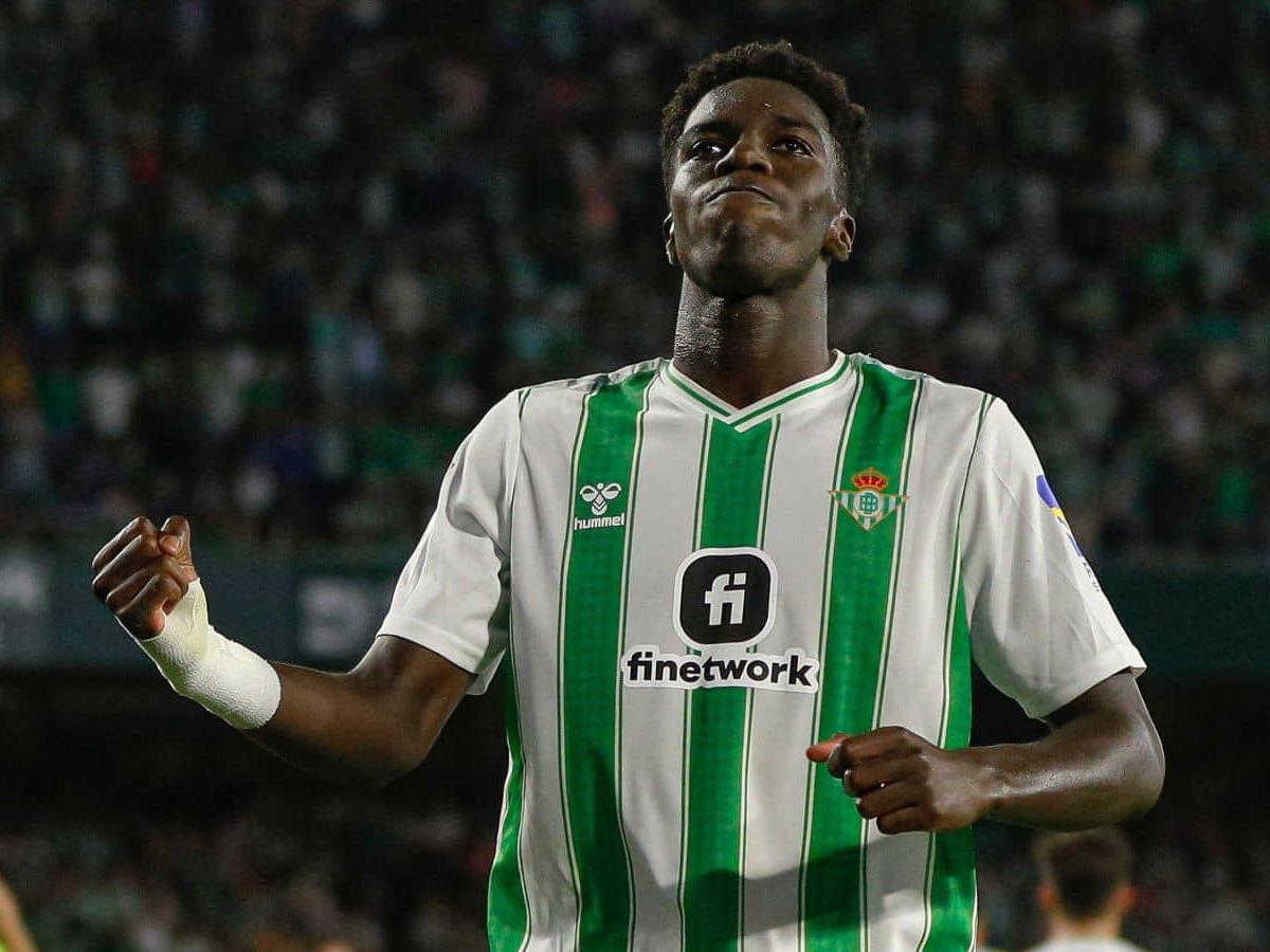 Fue echado del Barcelona y estos gigantes lo quieren; la postura de Liverpool con Arnold y la decisión con Vinicius