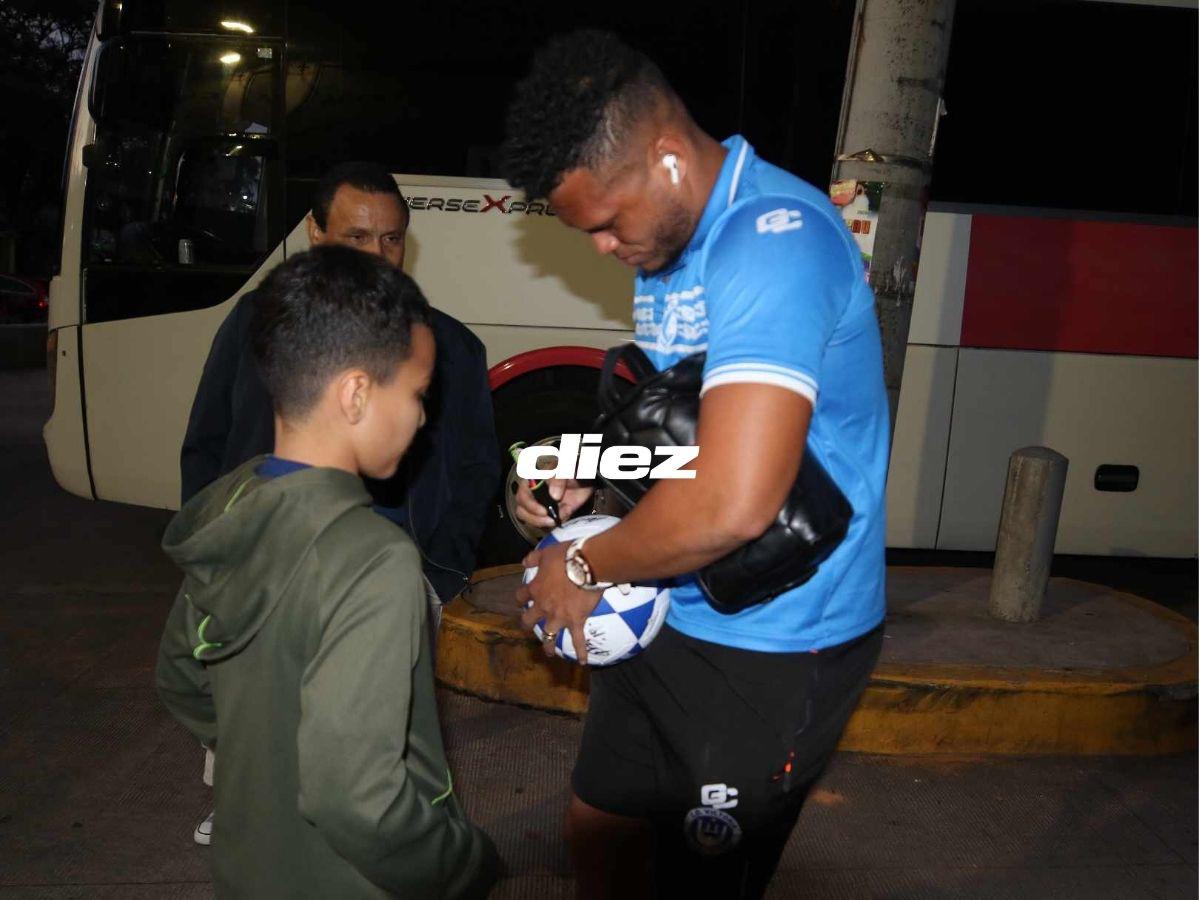 No se vio en TV: Diego Vázquez fue sorprendido, los Auzmendi se divirtieron ante Victoria y Motagua ratifica candidatura