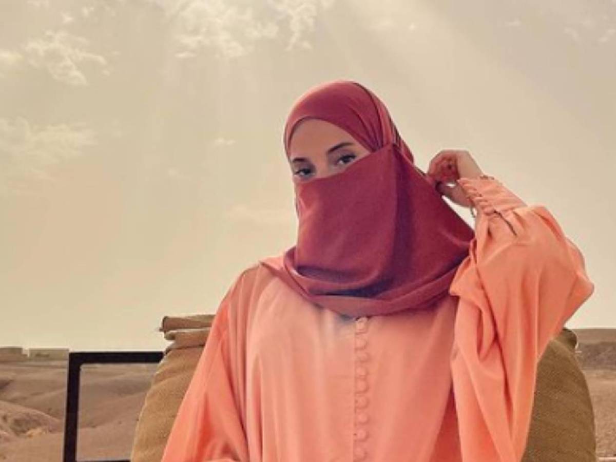 Es favorito a ganar el Balón de Oro, pero tiene a la esposa más rara: este es el motivo por el que arruina sus fotos