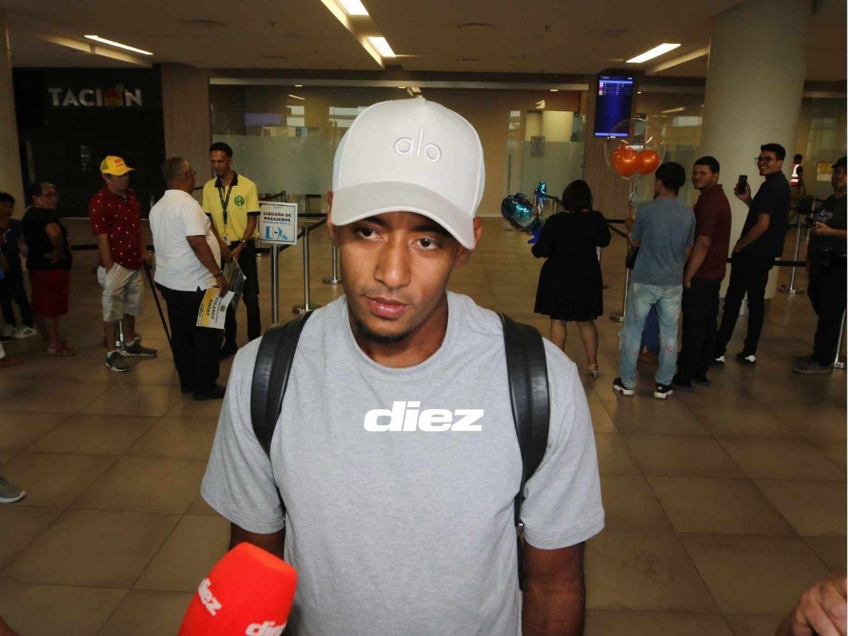 Choco Lozano causa furor en su regreso a Honduras: Así fue la llegada del atacante del Santos para las Eliminatoria Mundialista