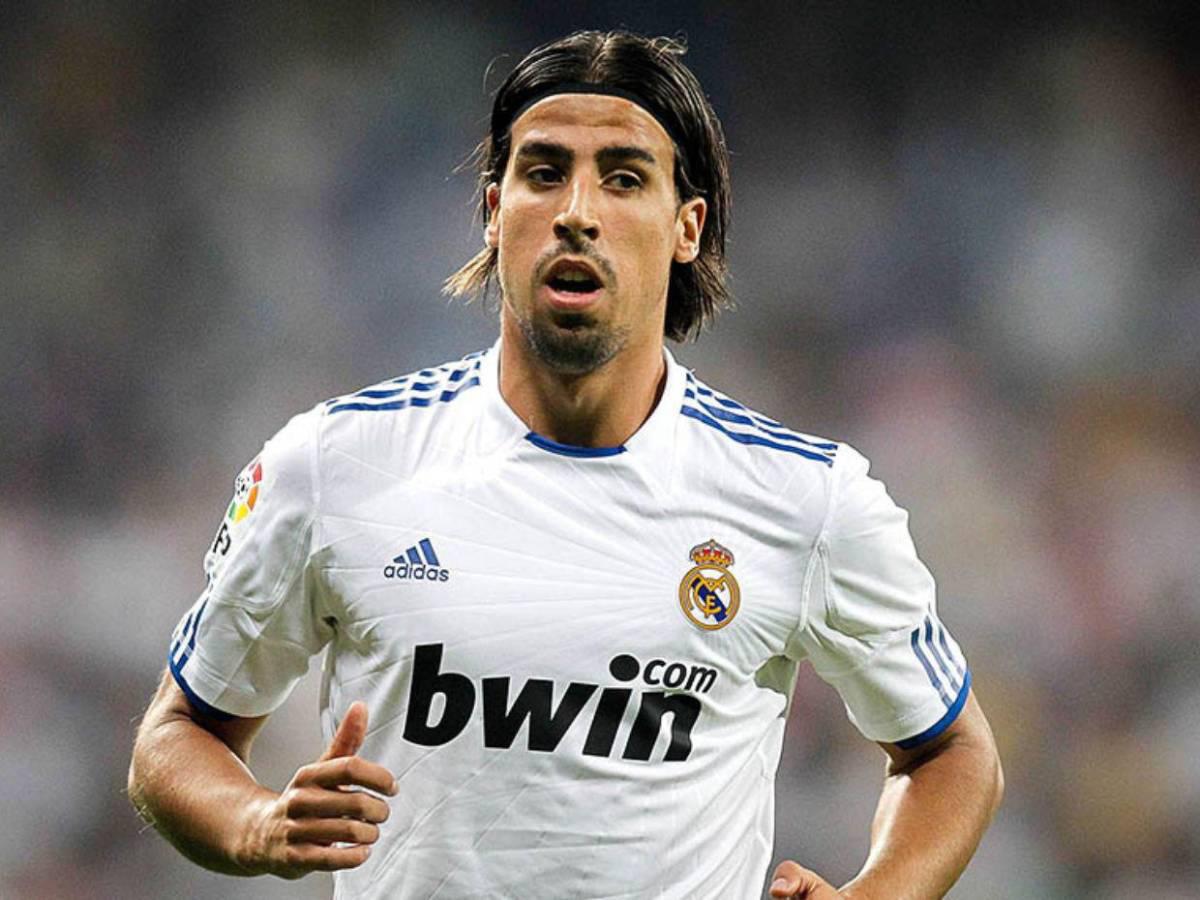 “Si quiere ser como Messi o Cristiano tiene que ser más respetuoso; cambiando gana tres o cuatro Balones de Oro”