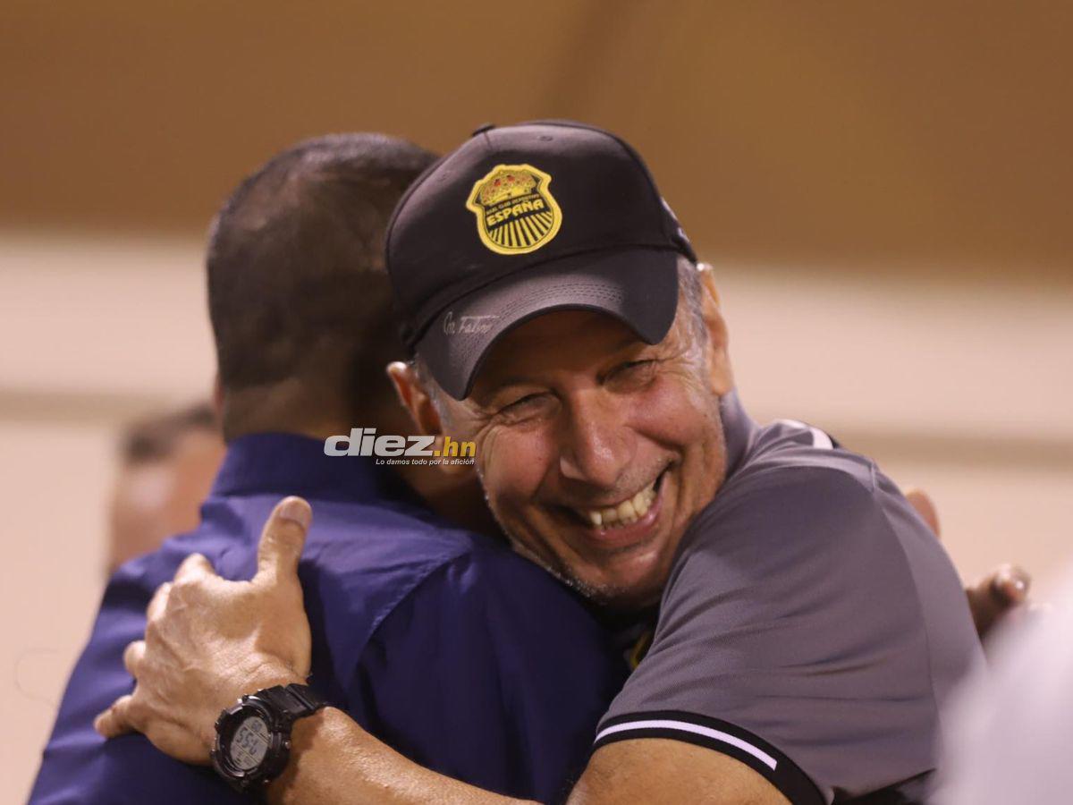 No se vio en TV: La bronca de Carlos Small, tristeza en Real España, locura de Rony Martínez y las hermosas policías en el Olímpico