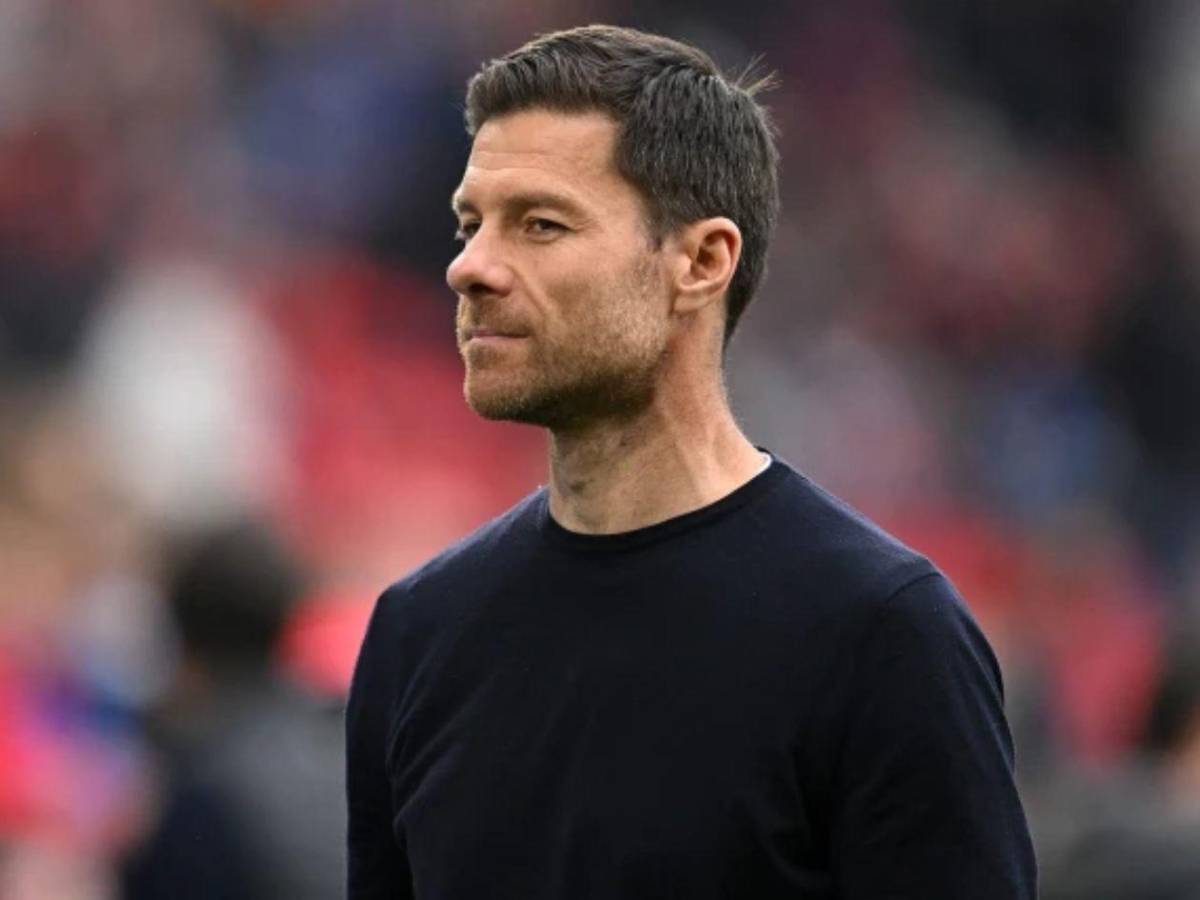 Flick borra a figura del Barca y salidas del Real Madrid tras llegada de Mourinho