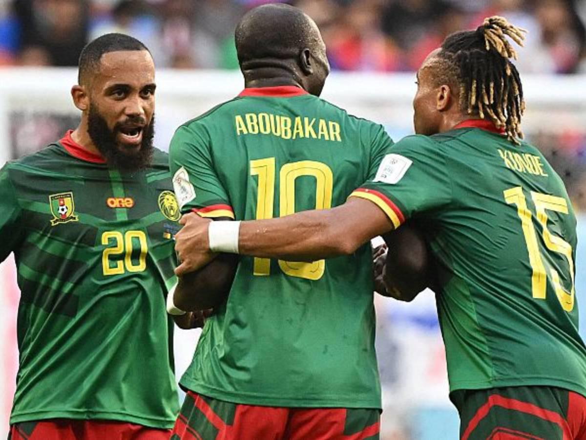 Escándalo: selección con dos entrenadores y dos convocatorias para la Copa Africana; marginan a goleador por este motivo