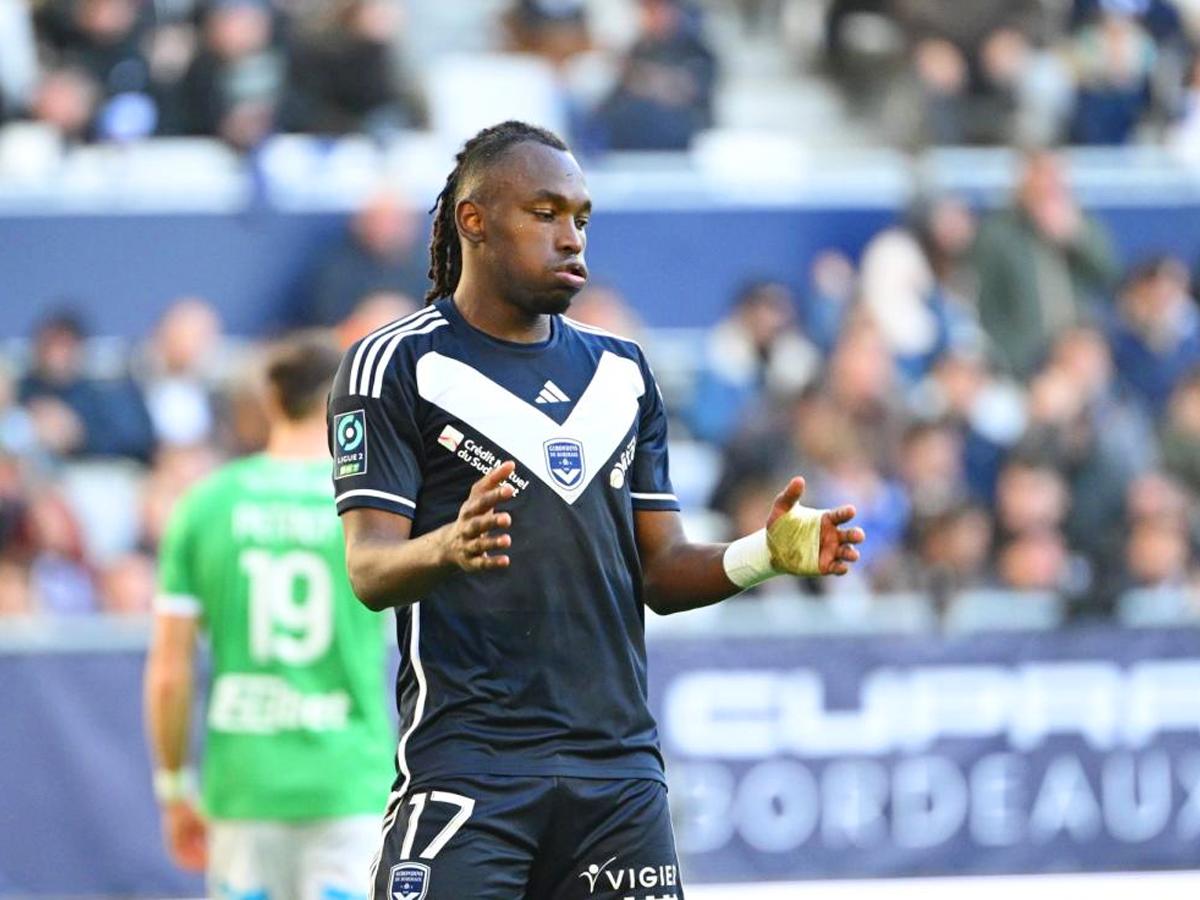 Alberth Elis abandona hospital y es trasladado a una clínica privada: Lo último sobre su estado de salud