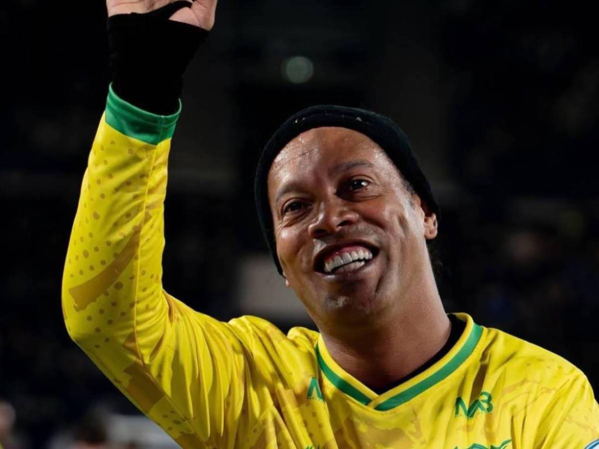 Ronaldinho tuvo que comer polvo, pero ahora resurge: la enorme suma de dinero que gana con su lucrativo negocio