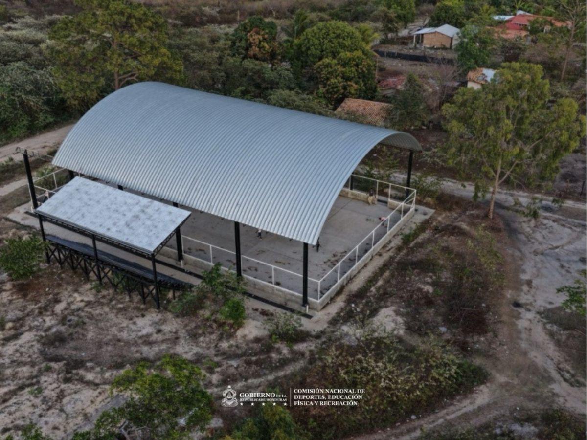¡Dos canchas sintéticas! Condepor revela los avances de tres proyectos en reconocidos municipios de El Paraíso