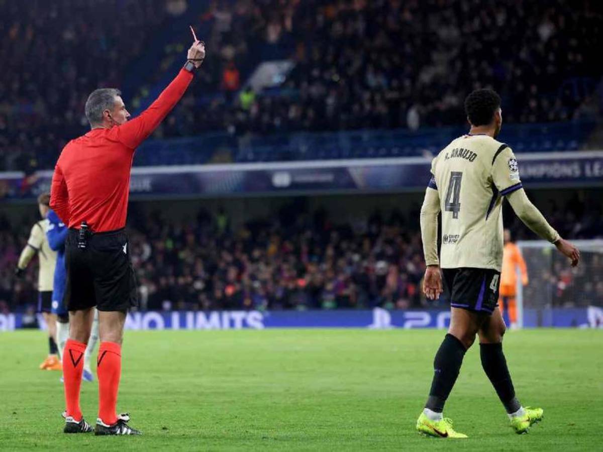 Giro inesperado: Ronald Araújo toma una decisión que Barcelona no esperaba tras dar a conocer que no está bien mentalmente