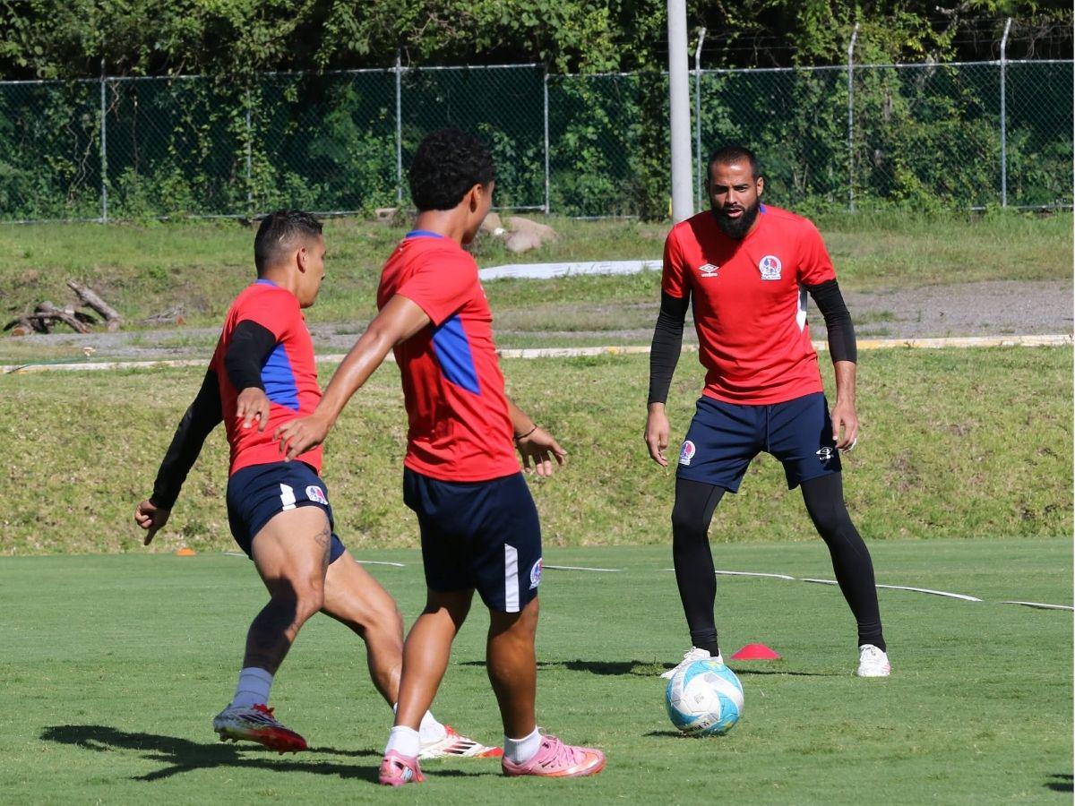 ¿Y Edwin Rodríguez? Olimpia recupera lesionado para el choque ante Olancho FC por el Apertura 2025