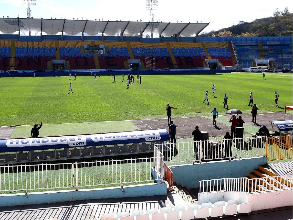 El FVS VAR tendrá un curioso detalle y qué estaba haciendo Espinel: así fue el día dos de pruebas de la herramienta tecnológica