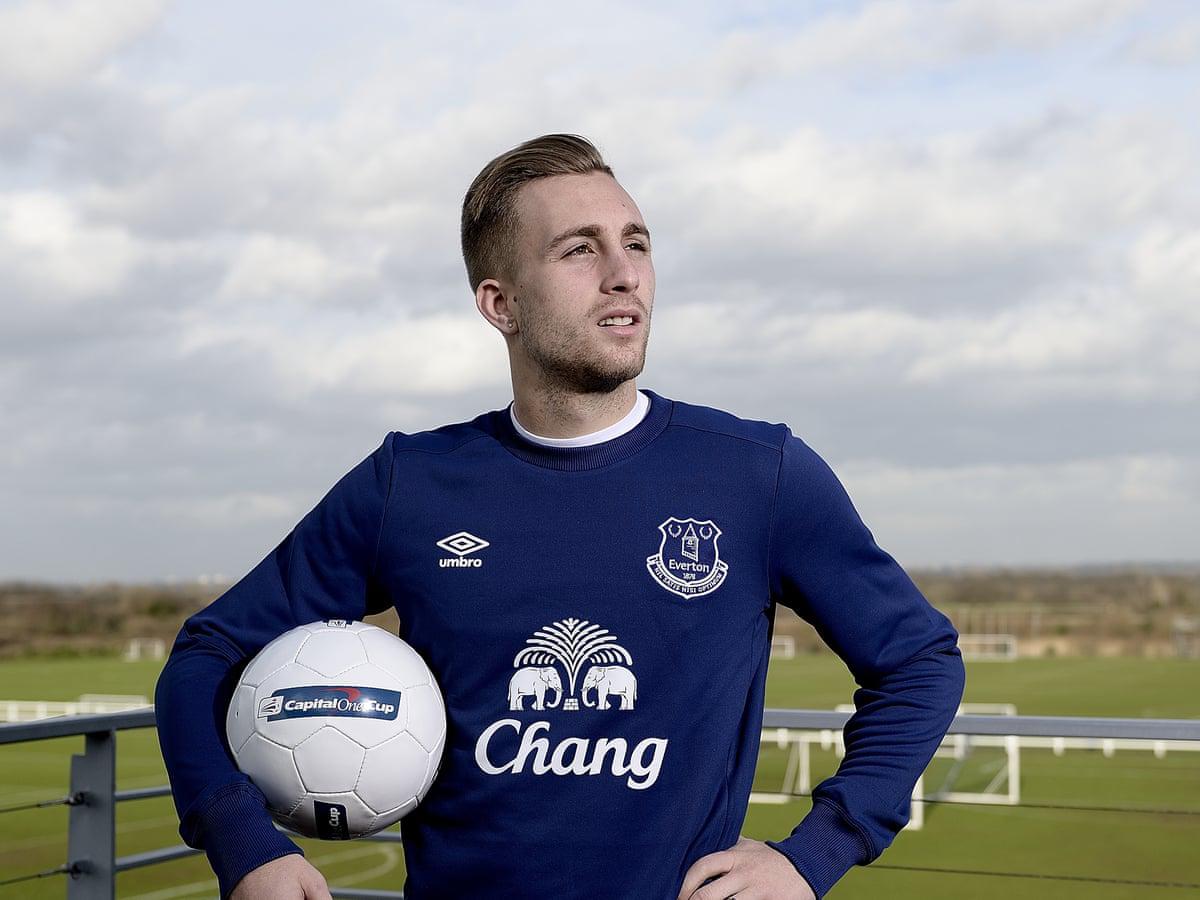 Cerró el mercado y se quedaron sin equipo: las figuras que son agentes libres a 4 meses del Mundial 2026