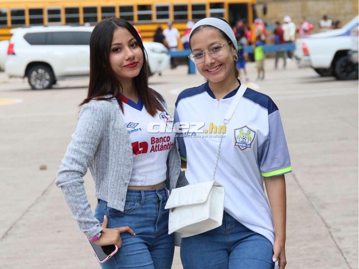 Jugador de Olimpia cautiva con nuevo look, apagón en Juticalpa, bronca de Menjívar con Said y las chicas que enamoraron