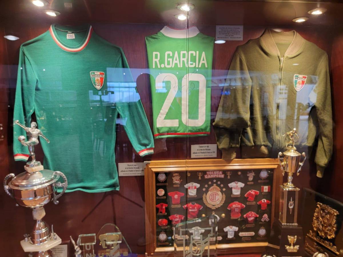 Olimpia y Carlos Pavón relucen en las vitrinas: así es el histórico y hermoso museo del Toluca en el Nemesio Diez