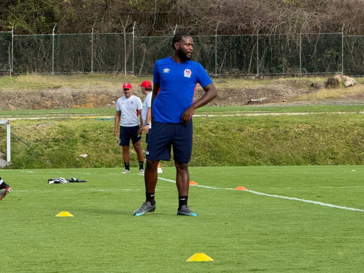 ¿Están lesionados? Los futbolistas de Olimpia que Espinel no utilizó ante UPN y no lo haría con Victoria