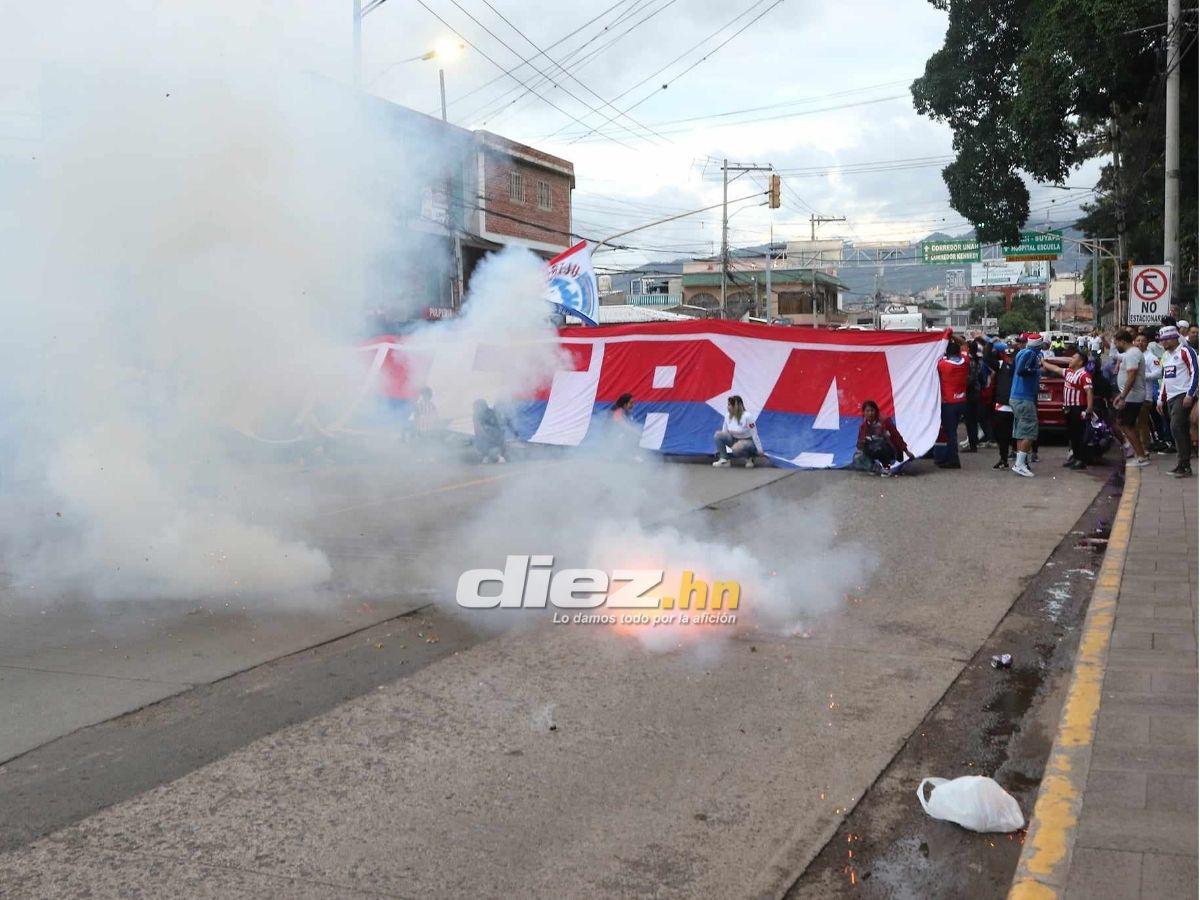 El “infierno” blanco de Olimpia frente al CAI, el Nacional estrena banquillos y el espectacular show de la Ultra Fiel