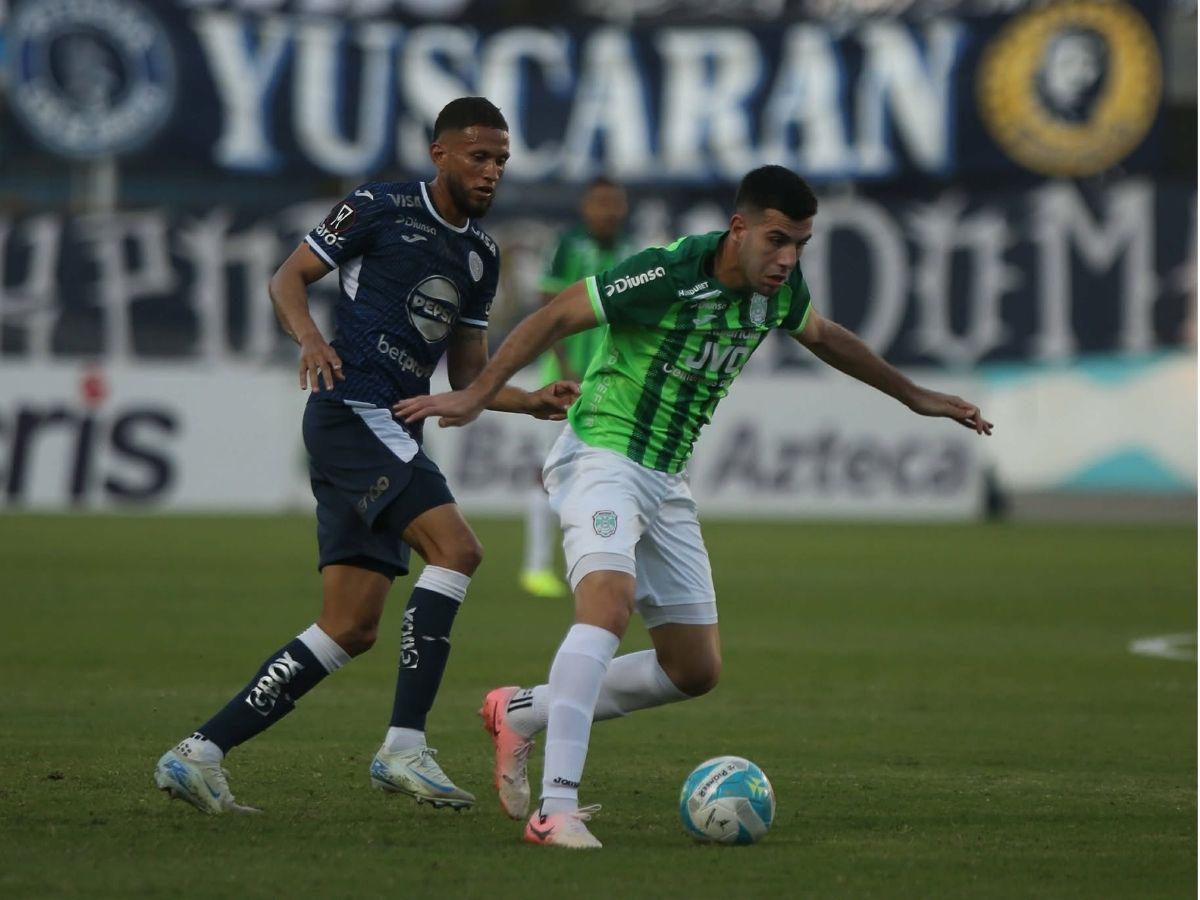 ¡Golpes y heridos! Así fue el zafarrancho de la barra del Motagua en sol norte del Estadio Nacional