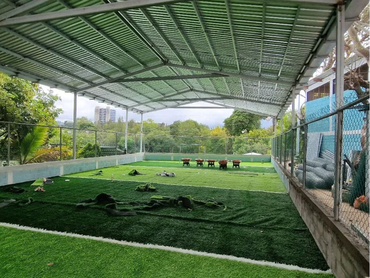 Condepor arranca con la instalación de la grama sintética en la cancha Dientes de Leche