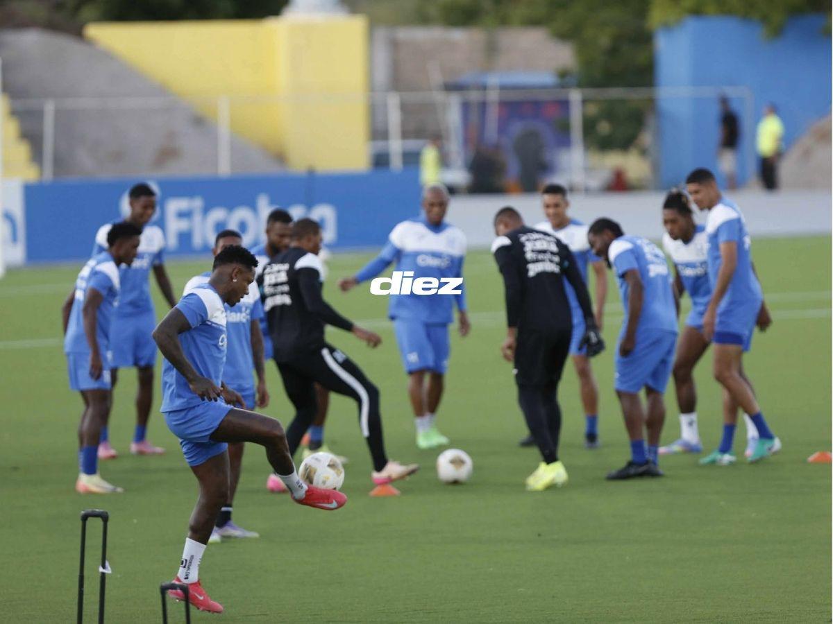 Choco Lozano fue sorprendido y el VAR quedó en una galera: Así reconoció Honduras el Ergilio Hato previo al debut