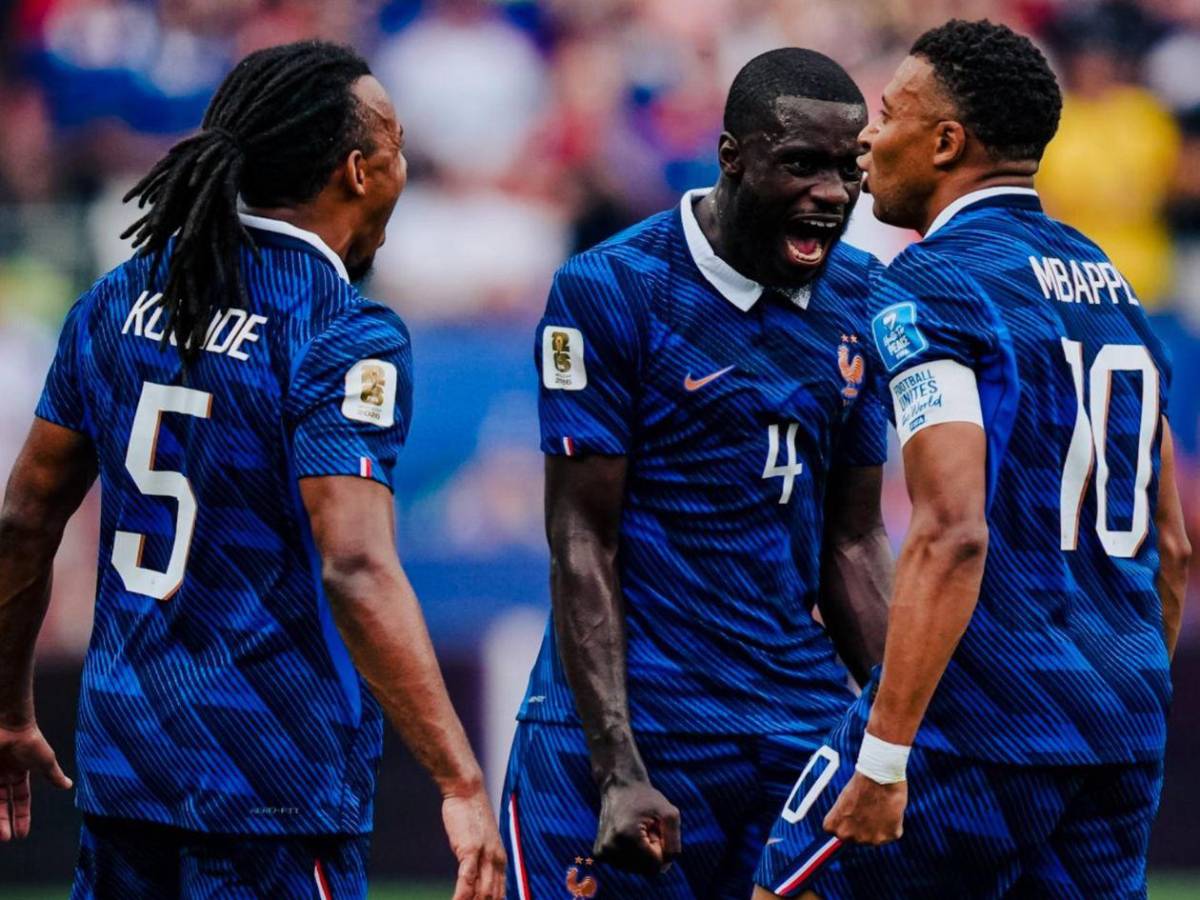 Duro golpe a Francia: murió su madre y se va de la concentración del Mundial 2026