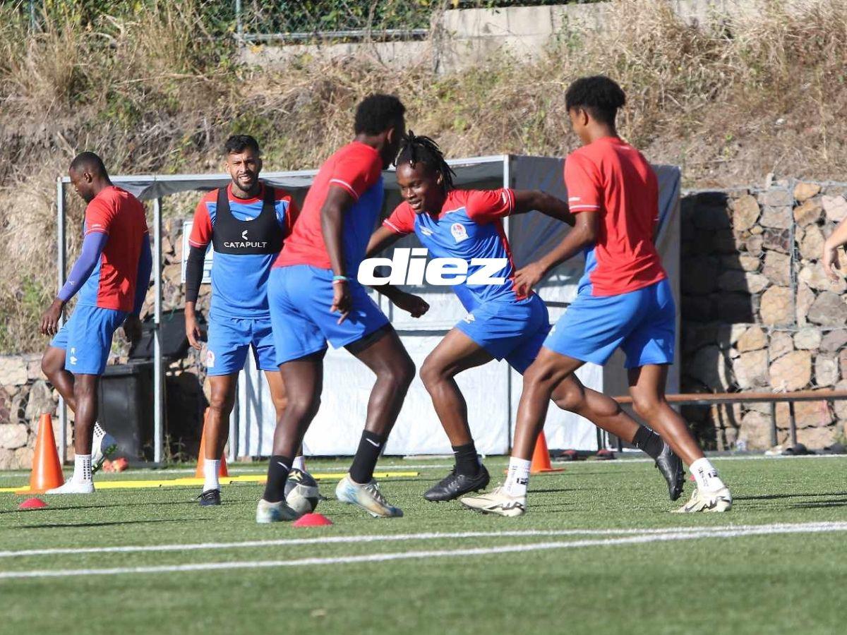 Curioso look en Olimpia, nuevos rostros y Elis a tope: así preparó el Rey de Copas su último entrenamiento previo al debut