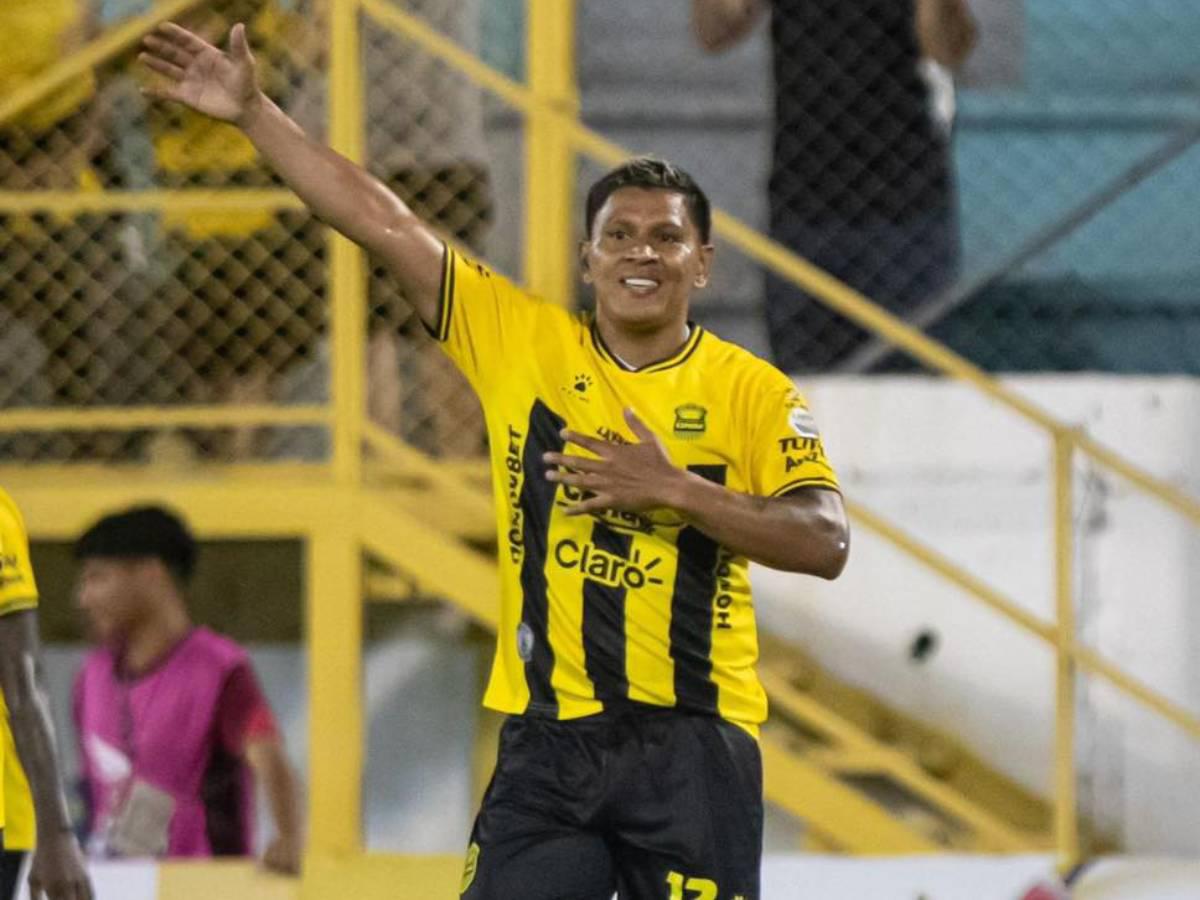 Jeaustin Campos tiene un plan: alineación de Real España para derribar al Herediano en su debut en Copa Centroamericana