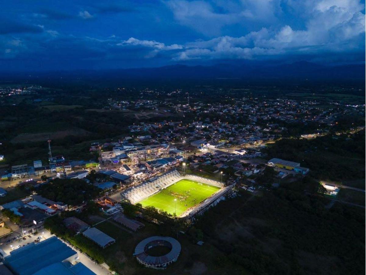 ¡Festeja el fútbol de Honduras! Reinauguran el Estadio Juan Ramón Brevé: Así lucen los cambios