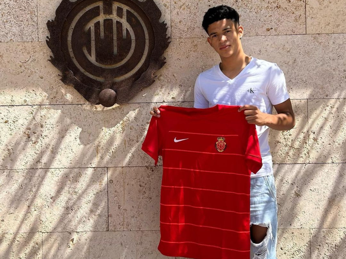 Dos pertenecen al FC Barcelona y uno milita en el Liverpool: 17 promesas de Honduras en el fútbol de Europa