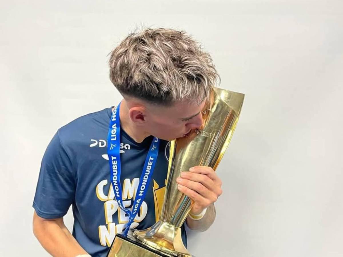 La atrevida dedicatoria de Laura Meza a Rodrigo Auzmendi y la respuesta del jugador de Motagua ¡Ya no se esconden!