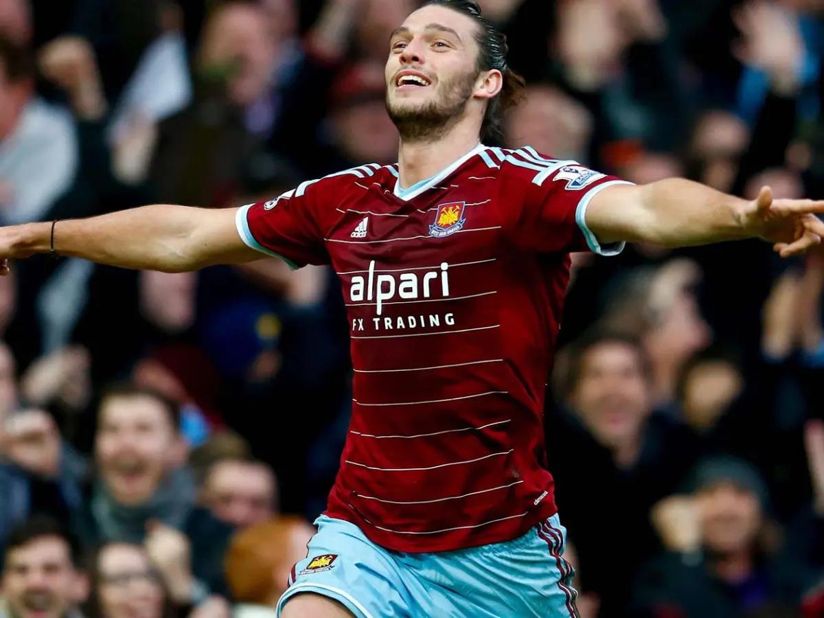 Andy Carroll da el nombre del famoso que lo abusó sexualmente: El trauma está