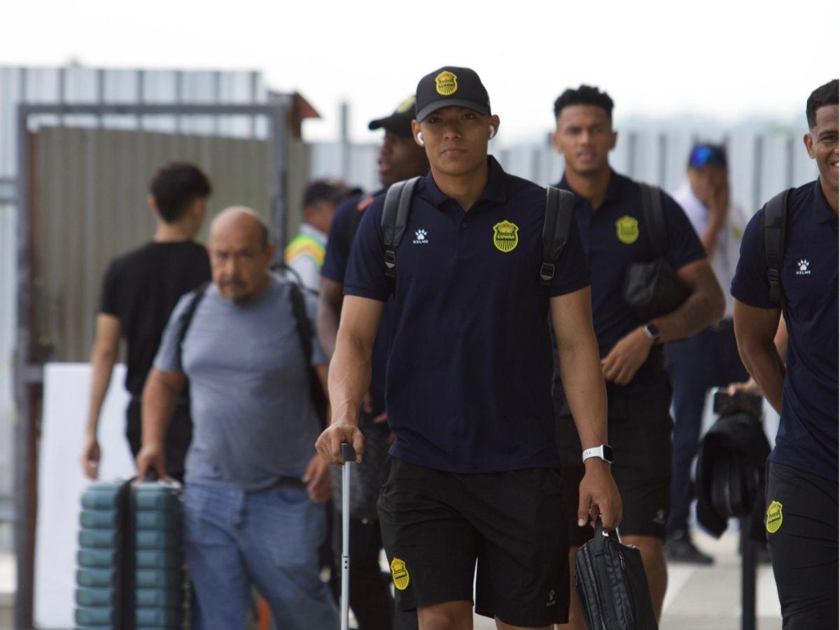 Amistoso Olimpia-Real España: jugadores del león causan furor y La Máquina viajó relax a Estados Unidos