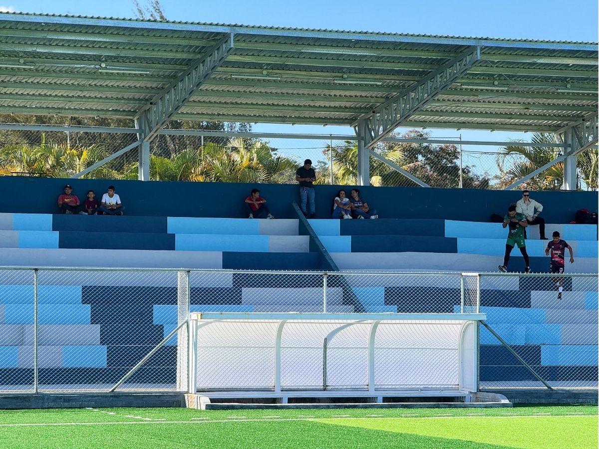 ¡Espectacular! Condepor reinaugura el histórico estadio Sergio Reyes de Santa Rosa de Copán