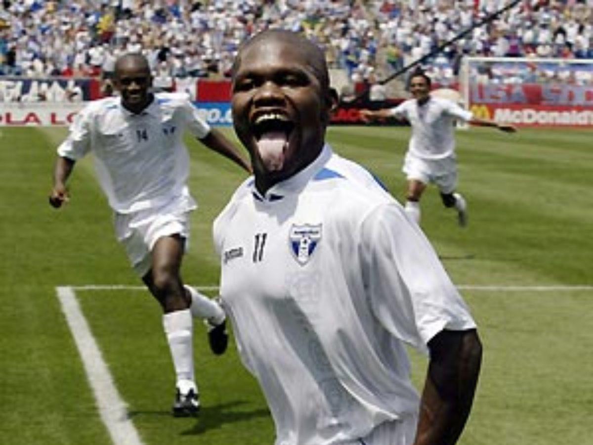 La mano de “dios” de Keylor Navas y, ¡hasta un 2-5! Los 15 momentazos entre Honduras vs Costa Rica en la historia