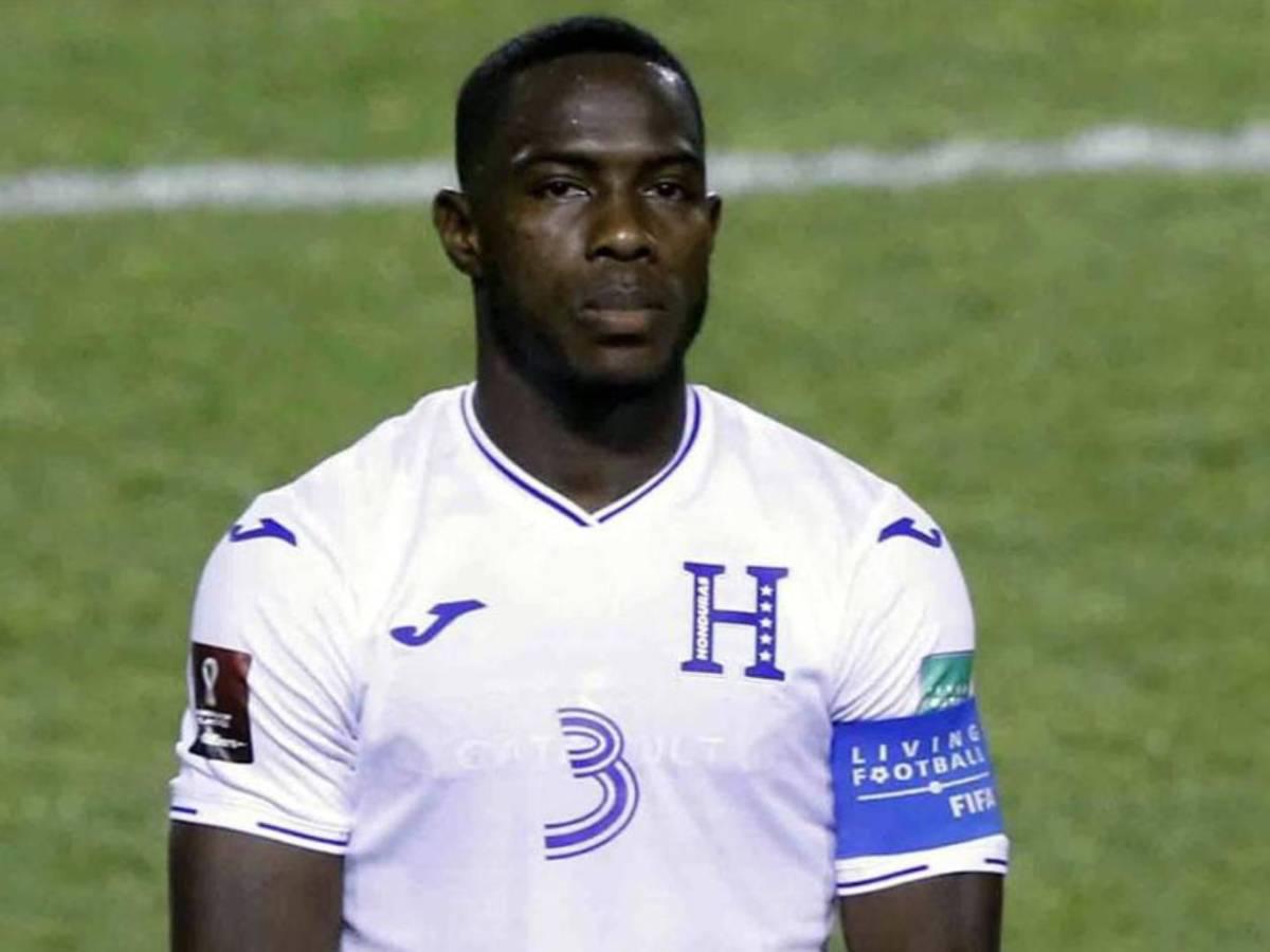 Lo que nadie esperaba de Maynor Figueroa: ficha por club de Inglaterra a los 42 años y este es su nuevo dorsal