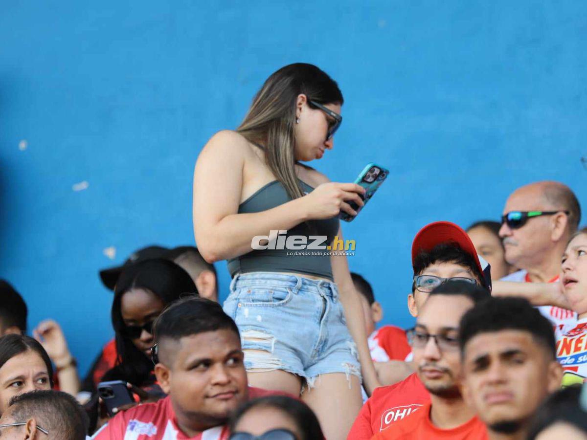 Annie Córdova, la bella novia de Luis Palma, se robó miradas en el estadio Ceibeño: así vivió el repechaje entre Vida vs Lobos