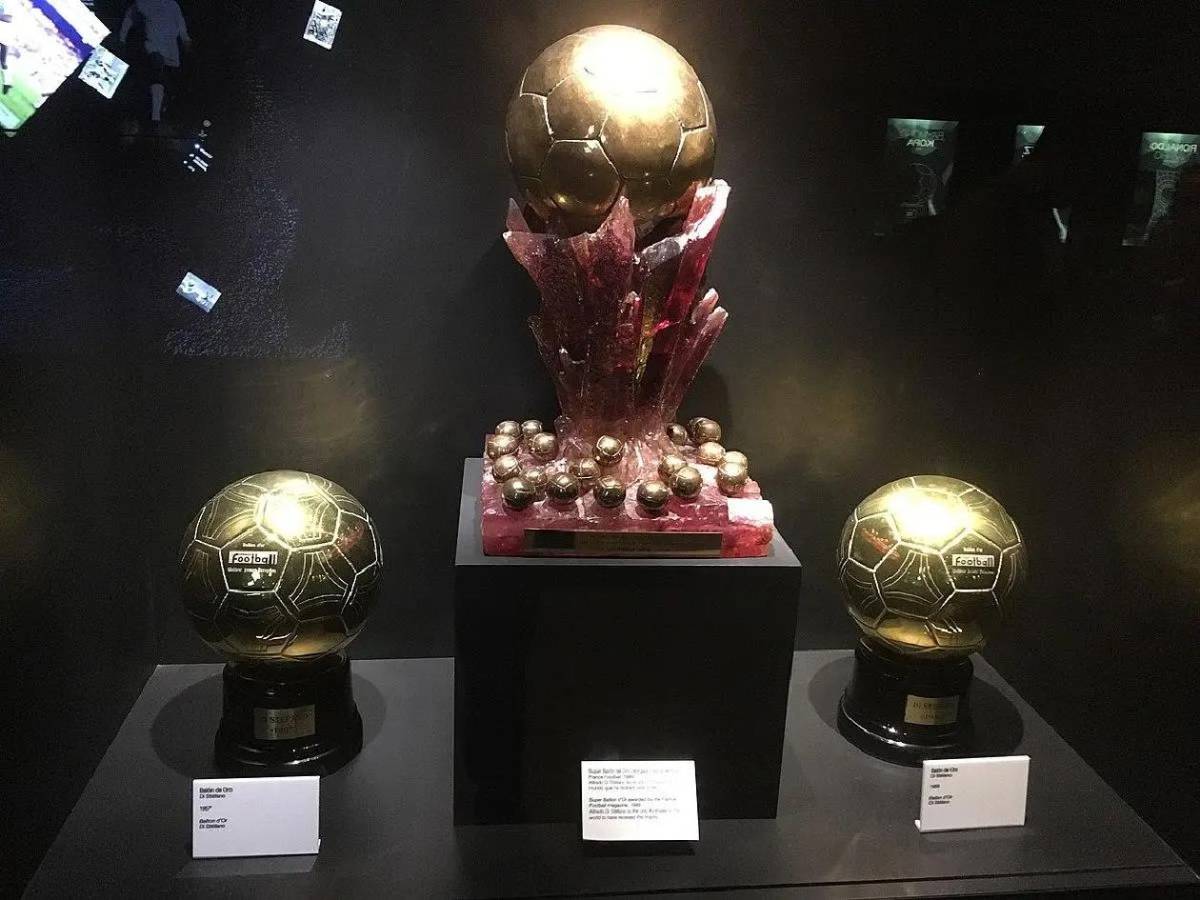 Cristiano recibe duro golpe del Balón de Oro: cancelan premio que le ganaba a Messi