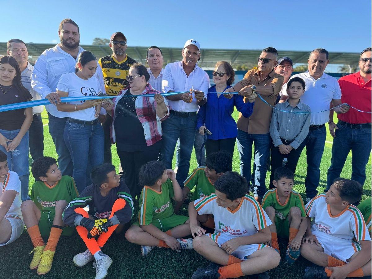 ¡Espectacular! Condepor reinaugura el histórico estadio Sergio Reyes de Santa Rosa de Copán