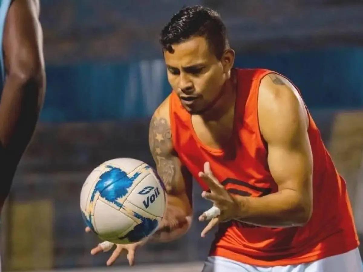 Patón Mejía: Salía de la fiesta a las 5:00 AM, llegaba a traer el uniforme y me iba a entrenar