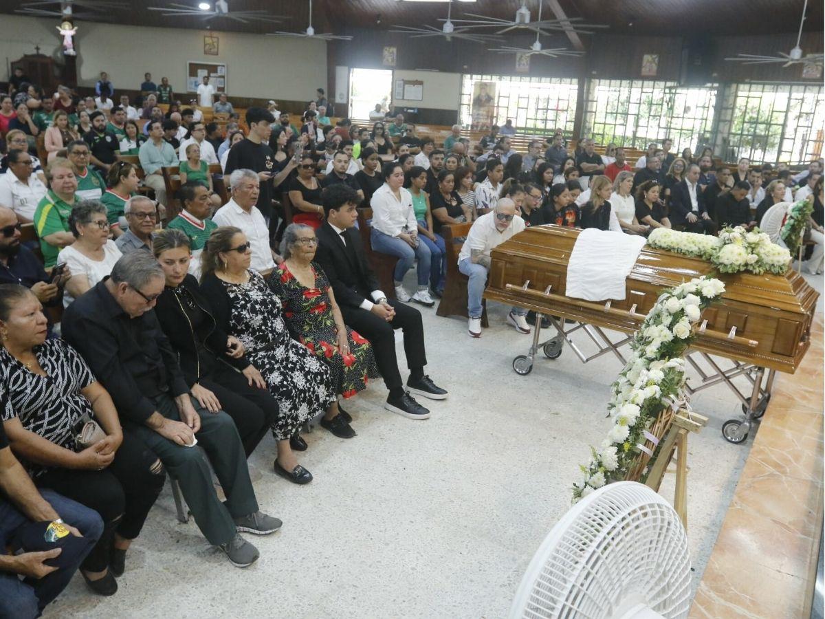 ¡Llanto, dolor y lágrimas! Así fue la triste misa de cuerpo presente de Orinson Amaya, presidente del Marathón