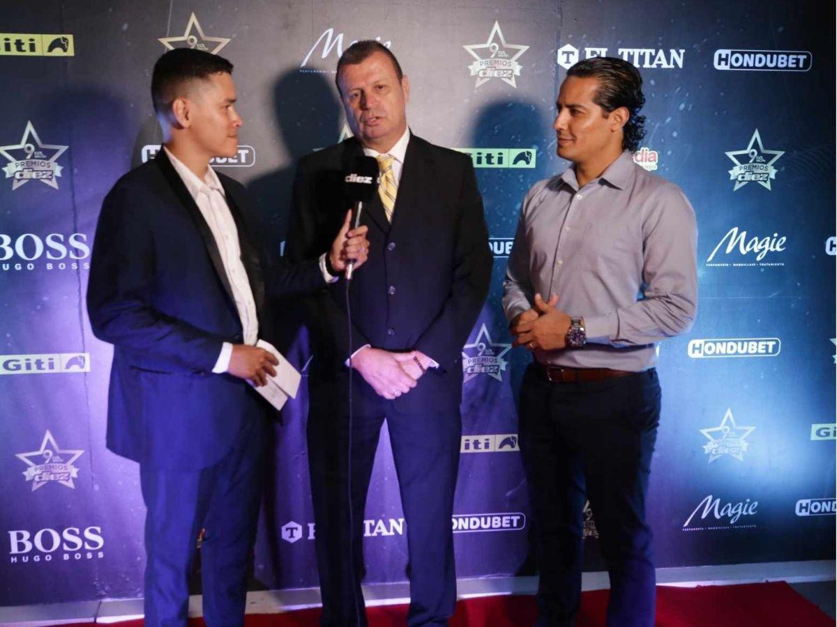 Bellezas, futbolistas y técnicos nominados: Así se vivió la previa de la gala de los Premios Diez en el Teatro Manuel Bonilla