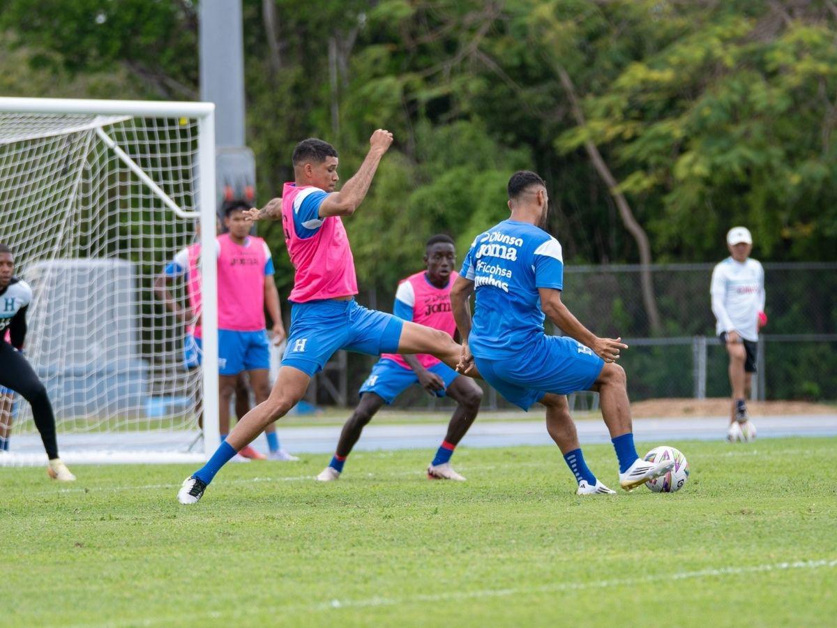 Selección de Honduras hizo el reconocimiento del estadio de Islas Caimán: así luce el pésimo engramillado