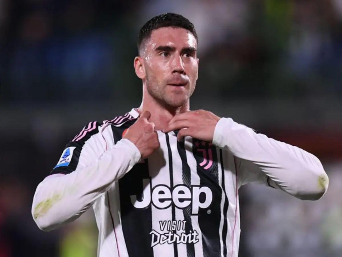 Le dijo no a Mourinho, Barcelona lo pone a la venta y la noticia sobre Olise