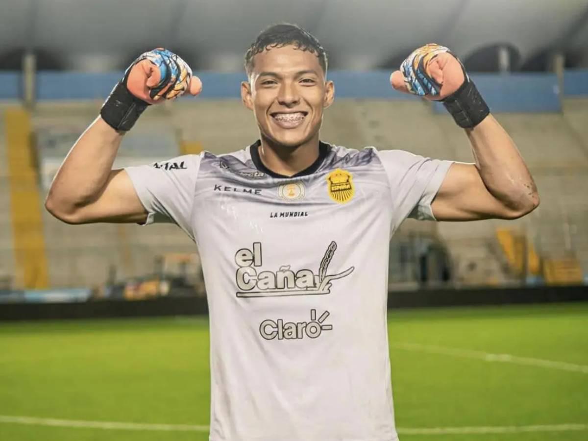 FICHAJES: Jorge Álvarez le pone las cosas claras a Olimpia, la cláusula de Kervin Arriaga y la novela con Onan Rodríguez