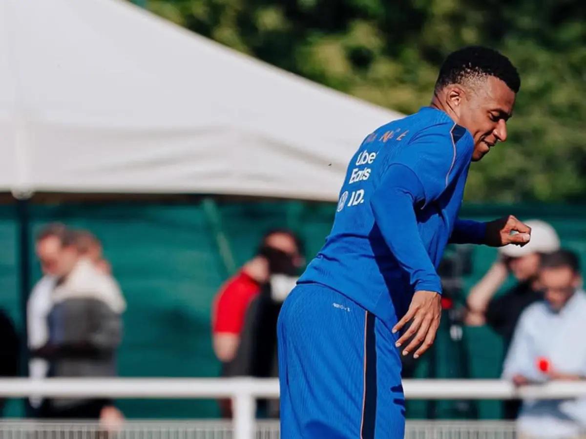 Arde Francia: ultimátum a Mbappé para el Mundial y que en Real Madrid no hace