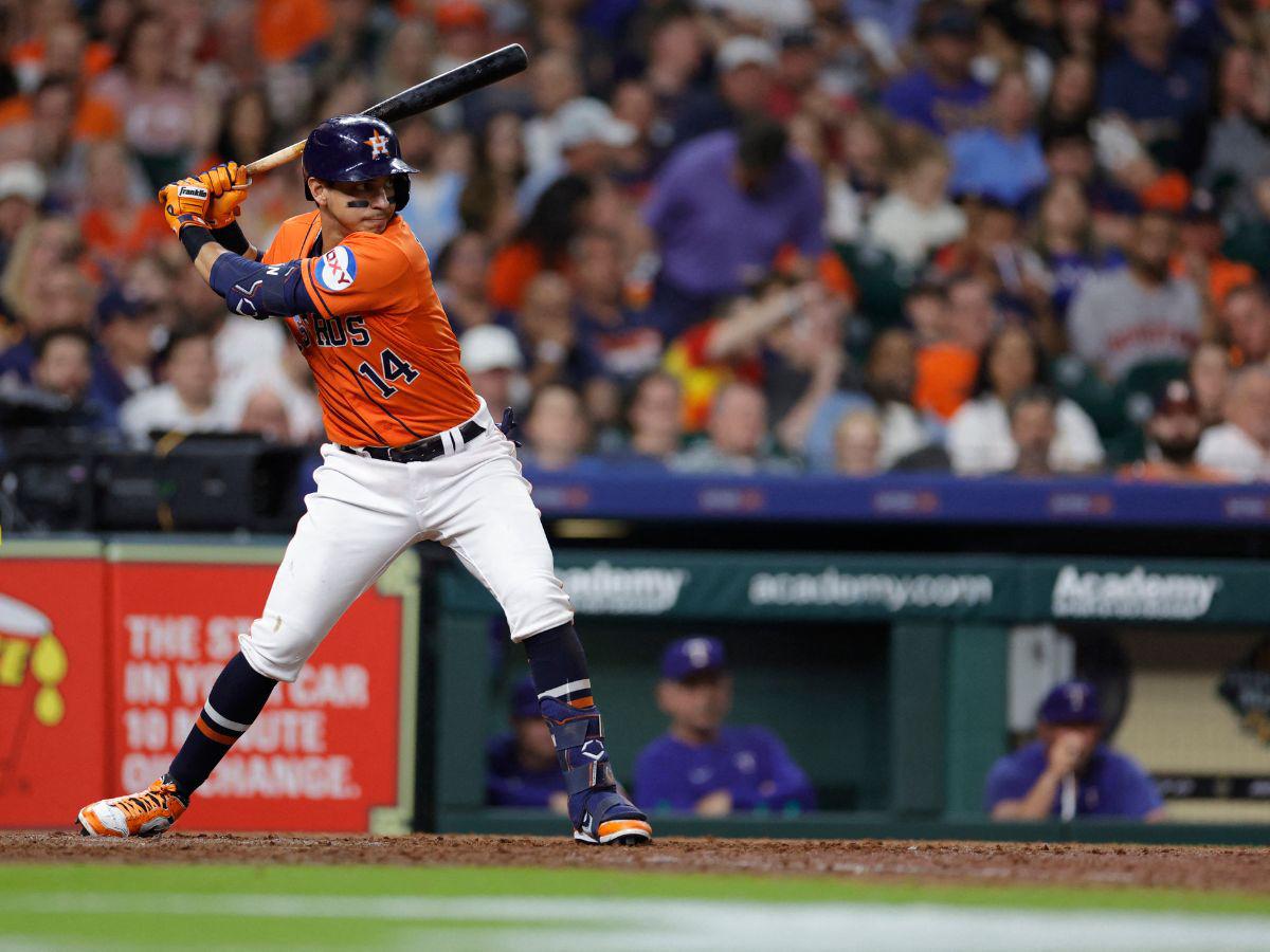 Mauricio Dubón se quedó con 20 juegos conectando hits y es elogiado por aficionados