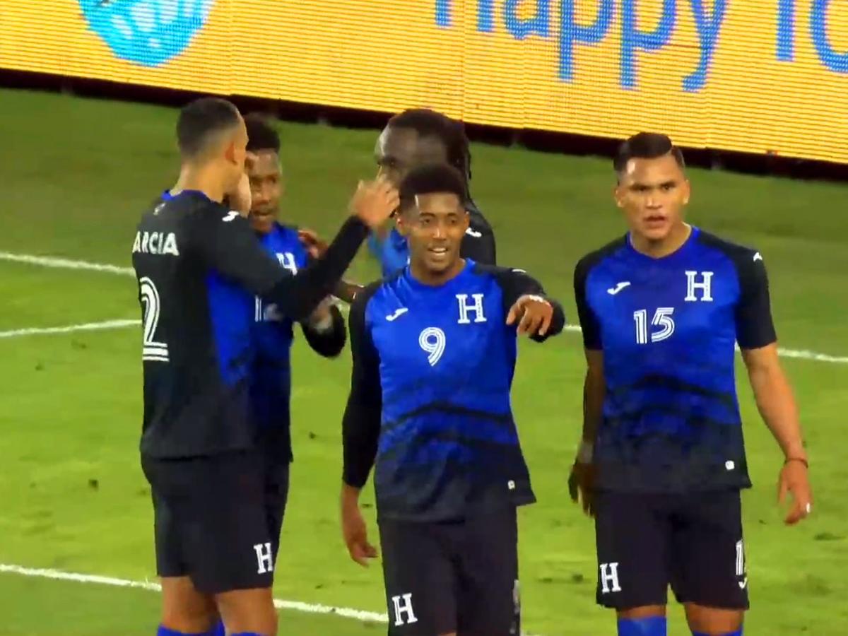 Honduras vence con autogol de Melvin Cartagena a El Salvador en amistoso disputado en Los Angeles, California