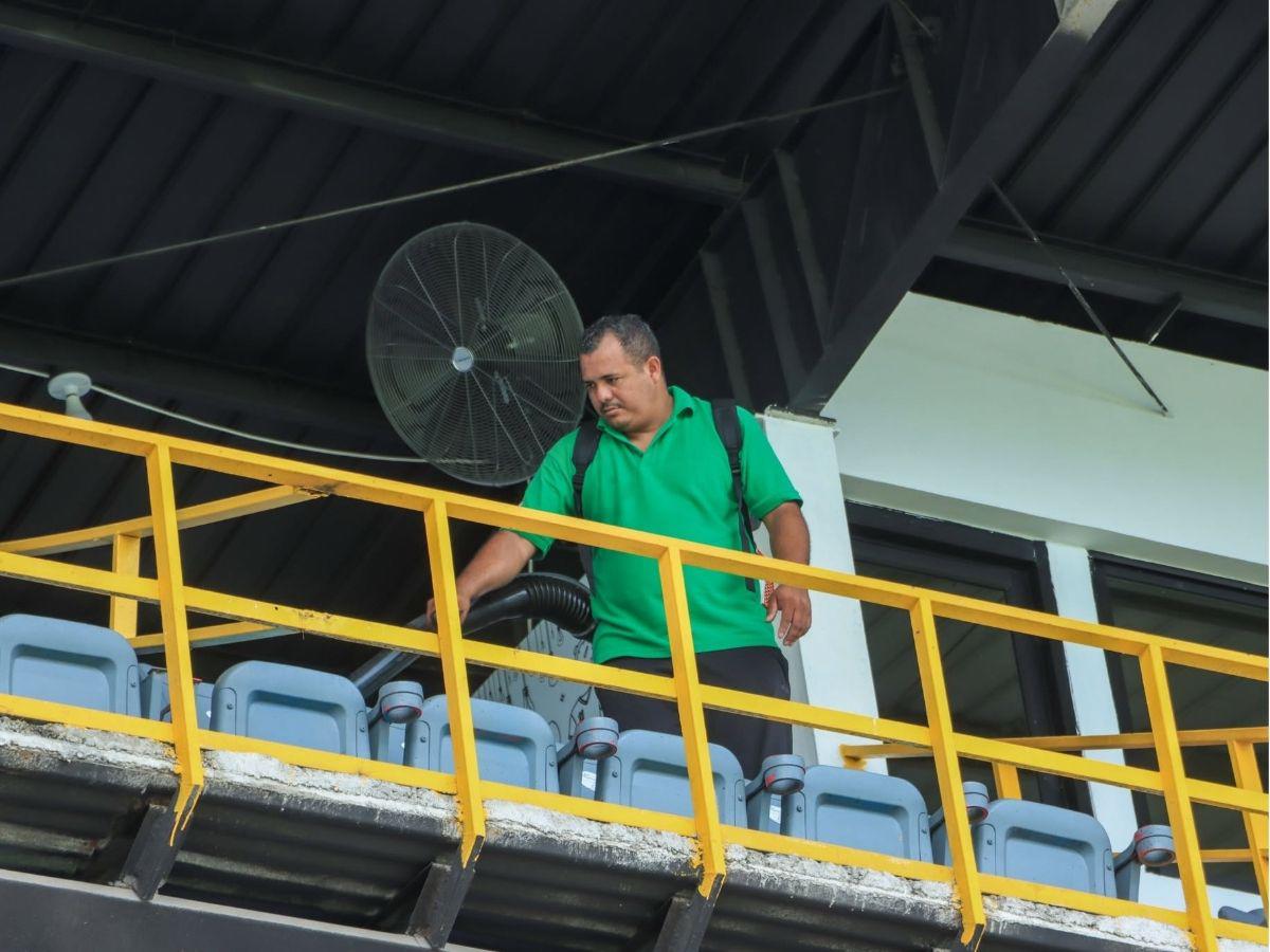 ¡Una mesa de billar! Así pulen el Estadio Francisco Morazán para albergar el Honduras vs Costa Rica por la Eliminatoria
