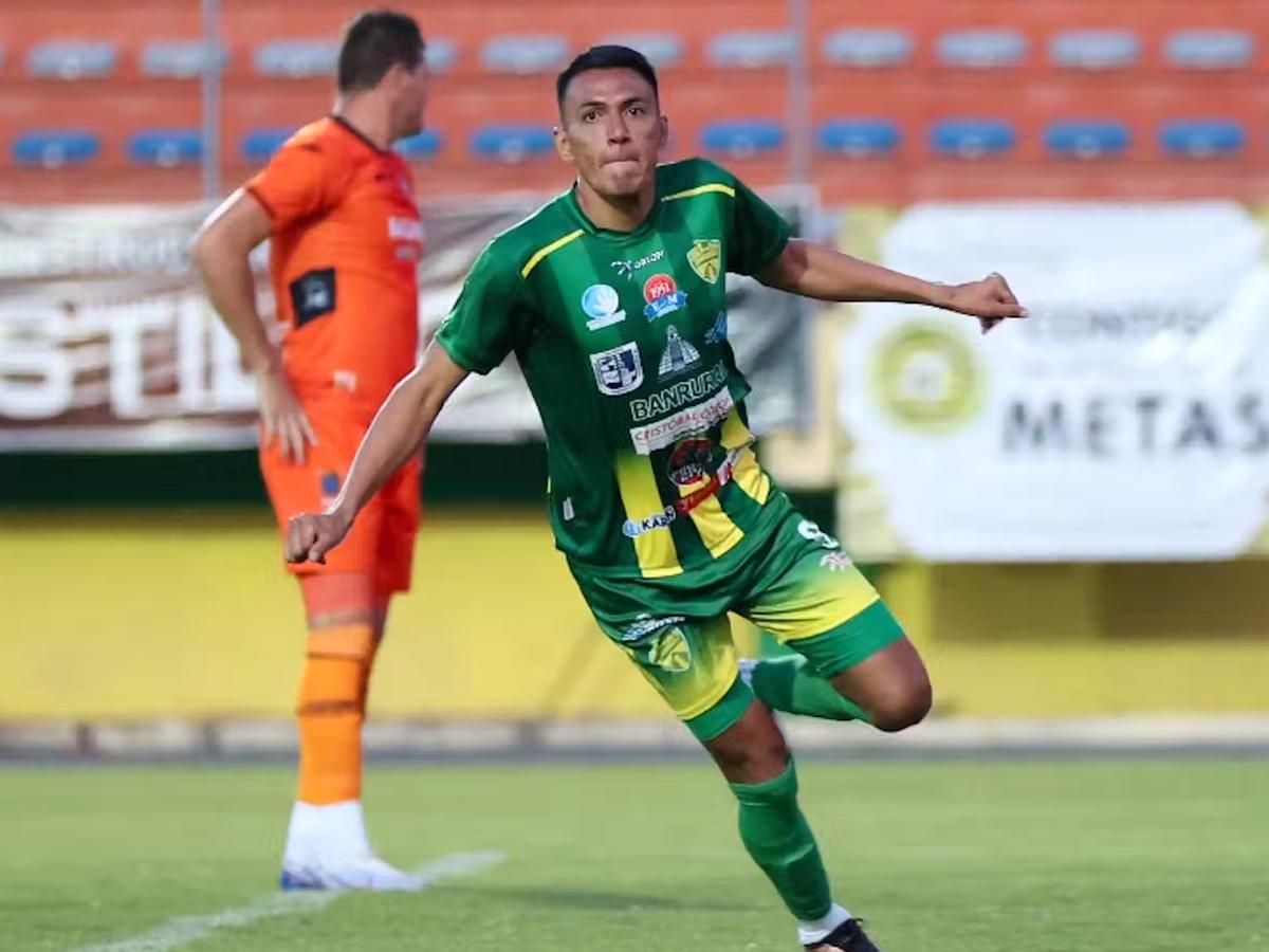 Olimpia transfirió a delantero: Los últimos fichajes registrados en la Liga Nacional de Honduras para el Clausura 2025