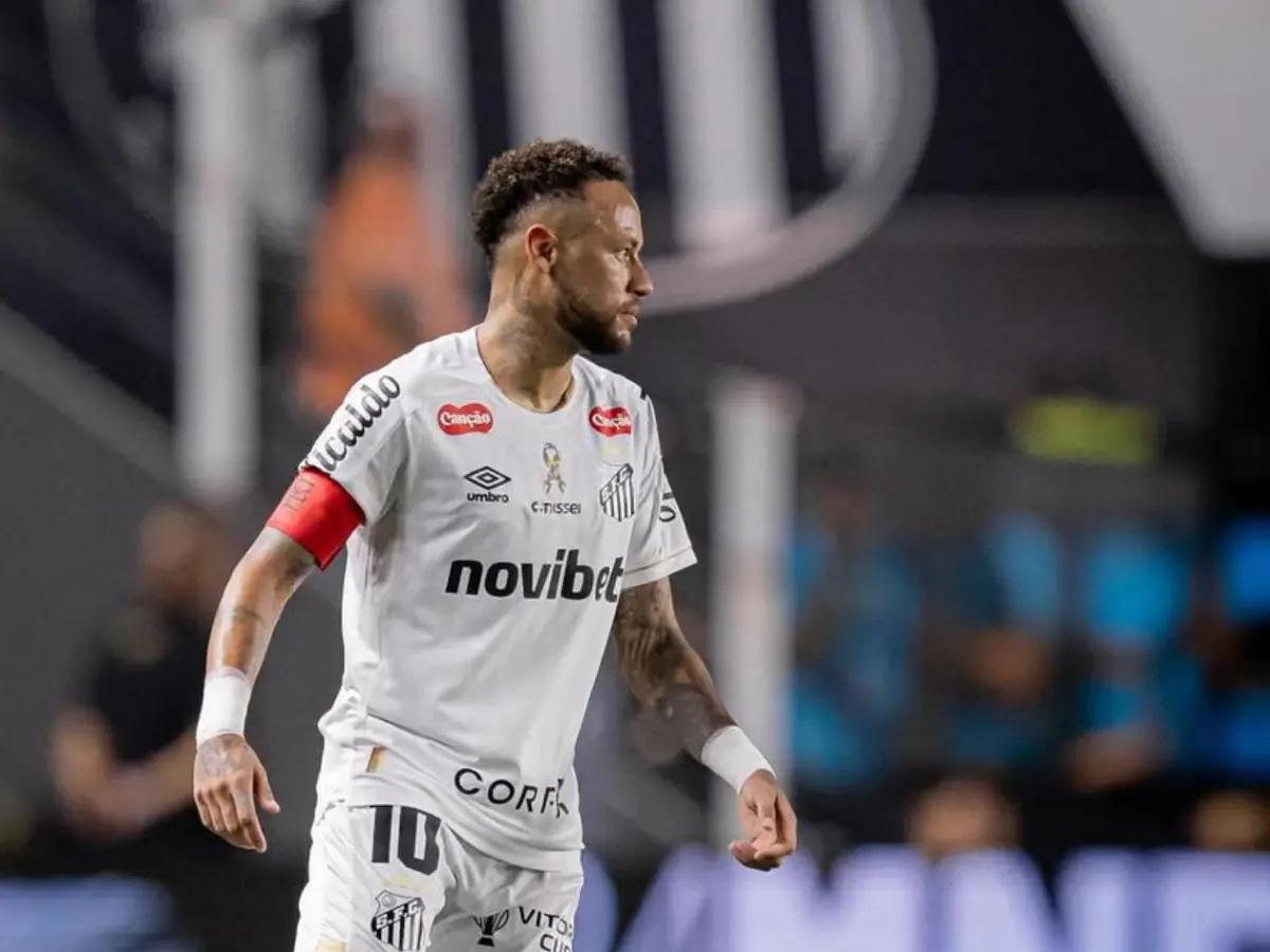 Giro inesperado con Neymar: se olvida del Santos, ficharía por este club tras el Mundial 2026 y se encontraría con hondureño